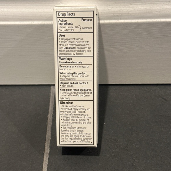 Rodan + Fields - Picture 3 of 5